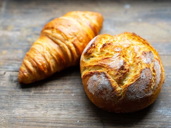 Pain et croissant