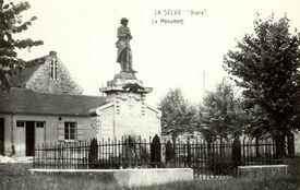 Monument aux morts 1960