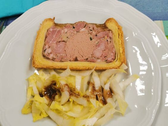 Pâté croûte et salade d'endives