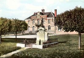 Monument aux morts 1970