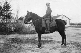 Soldat allemand à cheval